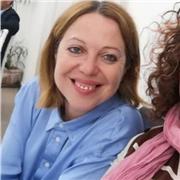 Docente meticolosa e competente impartisce lezioni di matematica a 
Modica